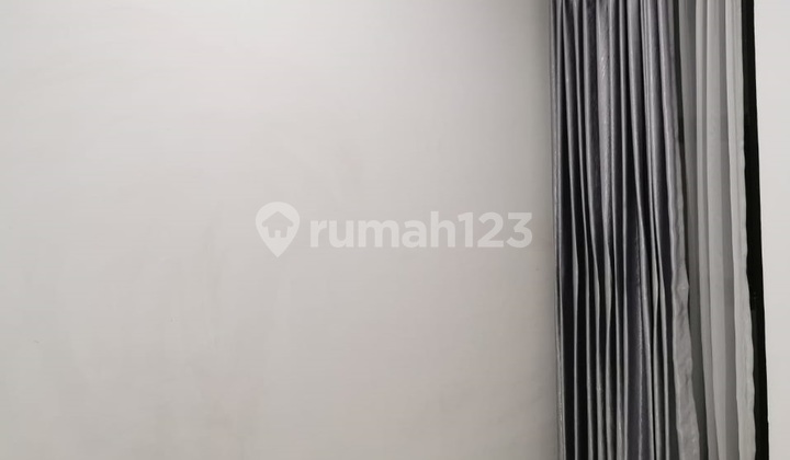 Dijual Rumah 1 Lantai Semi Furnished Hadap Selatan Di Deltamas 2