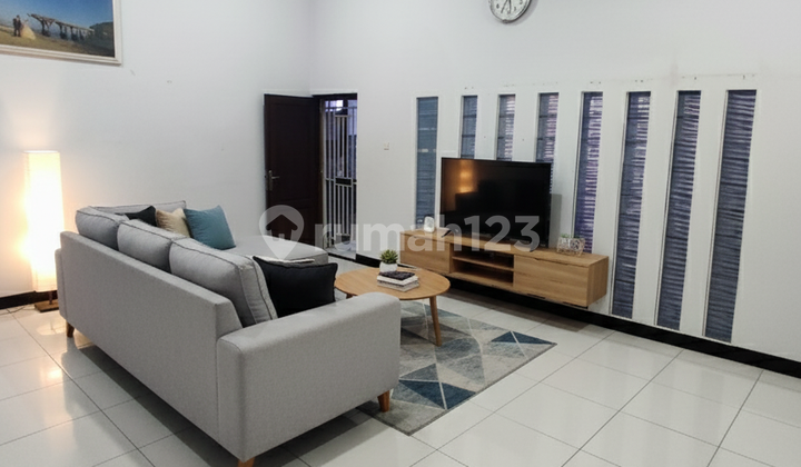 SHOP HOUSE SOLO CITY 2