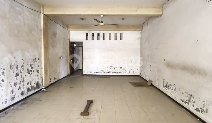 3-Storey Gading Shop House 2