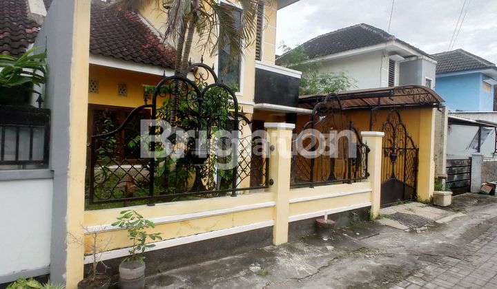Rumah Gentan Komplek Perumahan Lingkungan Aman & Nyaman