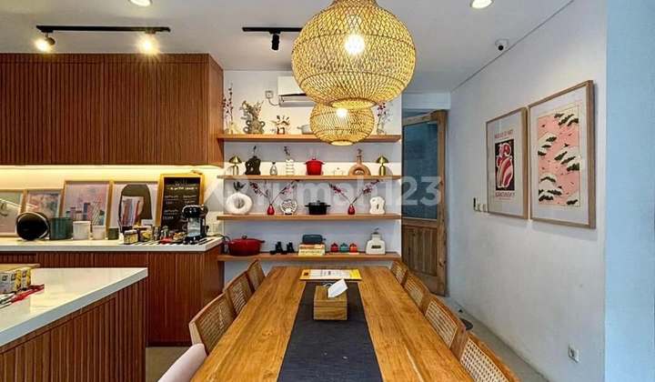 Rumah Sangat Terawat Karya Arsitek Ternama Dalam Cluster Rindang 2