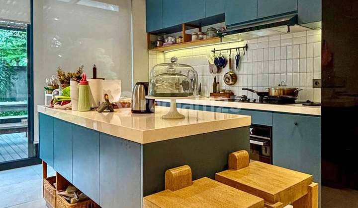 Rumah Split Level Veteran Dalam Townhouse 2