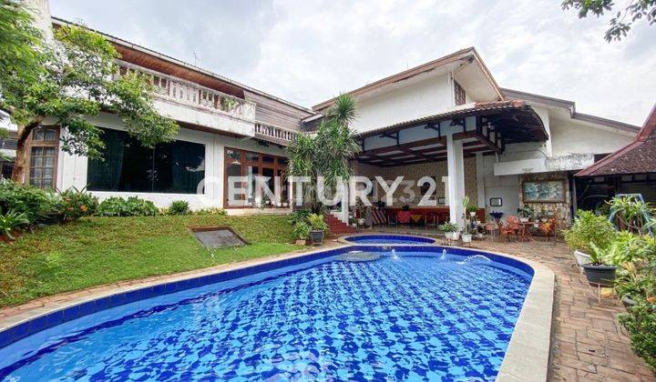 Rumah Dijual Ada Kolam Renang Harga Menarik Di Cirendeu  1