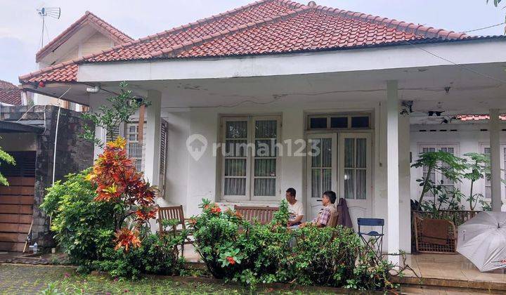 Rumah Siap Huni Di Gatot Subroto Bdg Tanah Luas Lok Tengah Kota  1