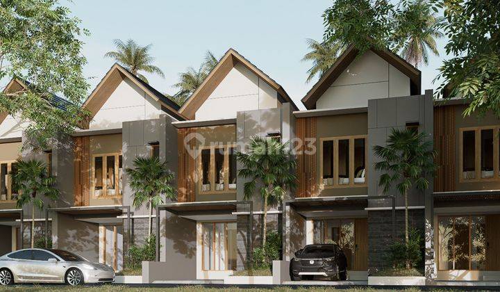 2-Storey Modern House in the City Center with Teak Wood Doors 1