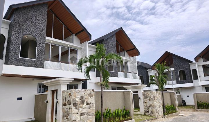 Villa Modern Tropis 3 Bed Furnished Lokasi Terfavorit