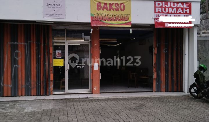 Shop house ready to build up to 2 or even 3 floors, potential to expand up to 4 floors, strategic location, profitable investment.