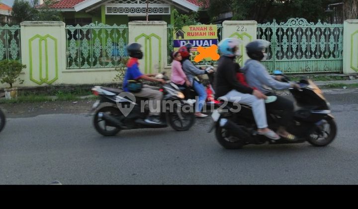 Di jual rumah pinggir jalan +10 kontrakkan di kota tangerang