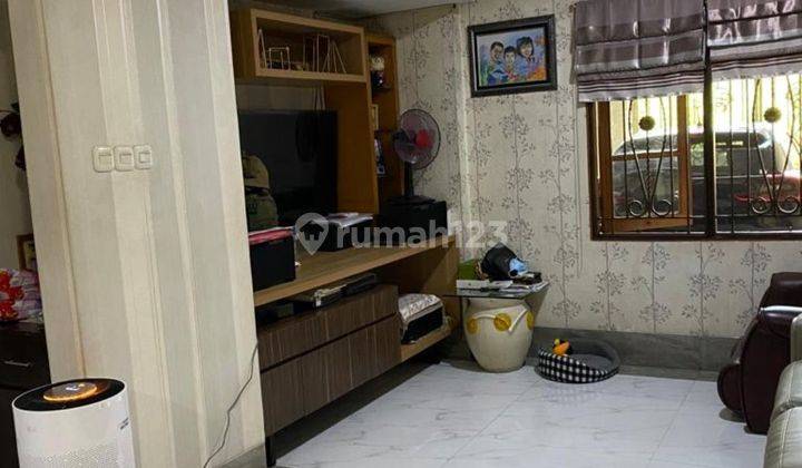 Di jual rumah Bagus 2 Lt di taman palam cengkareng 2