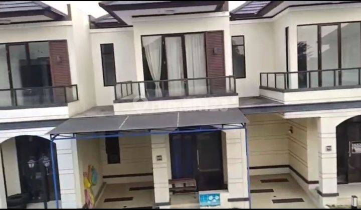 Rumah di jual 2 lt dalam cluster di perum Lavon kota tangerang 2