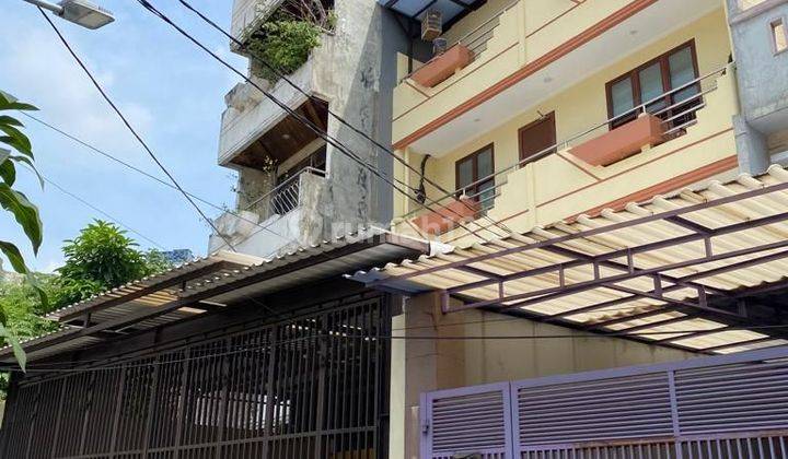 Rumah Kost Brand New di jln Kelinci Pasar Baru Jakarta Pusat  1