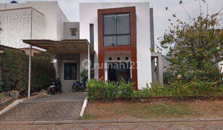 Rumah second 2 lantai siap huni tanah luas di cibubur 1