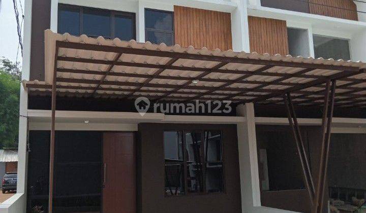 Rumah 2 lantai dekat kota wisata cibubur 1