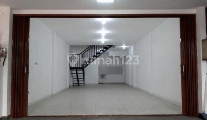 Cheap RENTAL Shop-House..!!! South Taman Pluit Kencana, Neat, Clean, Ready to Use. Cheap RENTAL Shop-House..!!! South Taman Pluit Kencana, Neat, Clean, Ready to Use.