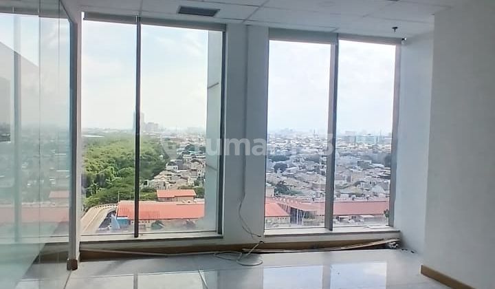 For Rent Office Space Gold Coast Pik, Sea View, Low Floor
