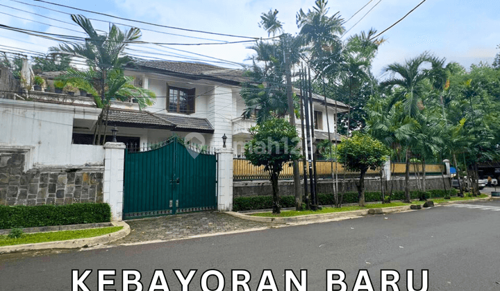 Dijual Rumah Posisi Hook di Kebayoran Baru 1