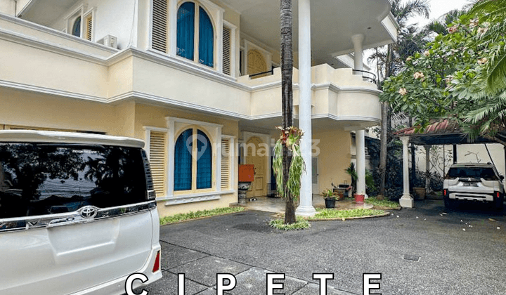 Dijual Rumah Modern Classic 2 Lantai di Cipete 1