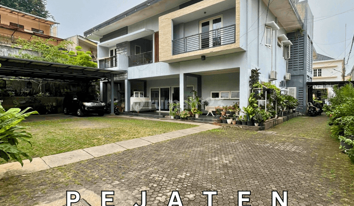 Dijual Rumah Dua Lantai Ada Paviliun di Pejaten 1