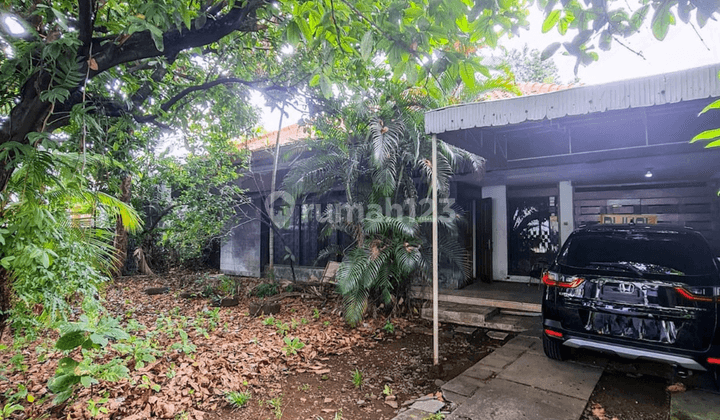 Dijual Rumah Lama Hitung Tanah Hadap Timur Daerah Elite Menteng 2