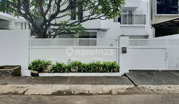 Dijual Rumah Lokasi Premium dan Multi Akses di Kebayoran Baru 2