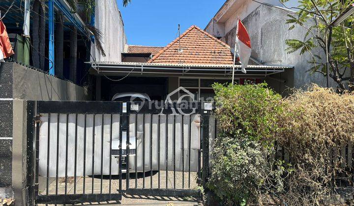 Rumah 2 Lantai SHM di Dr Sutomo Tegalsari Surabaya 1