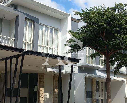 Rumah Modern 3 Lantai Siap Huni di Perum Green Orchid Residence Malang 1