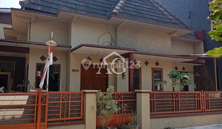 Rumah Hook SHM 2 Lantai di Sawojajar Malang 1