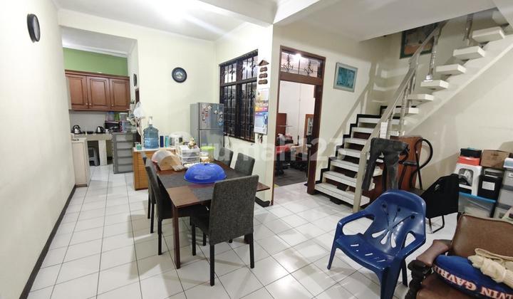 Rumah Hook 2 Lt Terawat Siap Huni Taman Kopo Indah 1 2