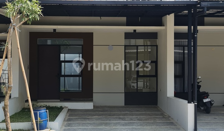 Rumah Baru Modern Minimalis Di Cluster Favotrit T K I 5 Rumah Baru Modern Minimalis Di Cluster Favotrit T K I 5