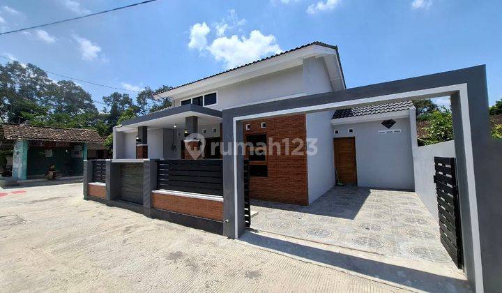 Rumah Cantik Luas Lega SHM Purwomartani Sleman 2