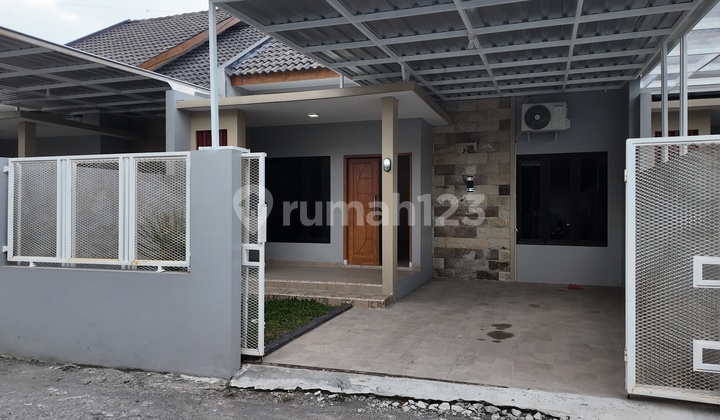 Dijual Rumah Jogja Cantik Utara Jogjabay Waterboom Dekat UPN UGM Dijual Rumah Jogja Cantik Utara Jogjabay Waterboom Dekat UPN UGM
