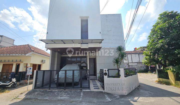 Rumah Semi Furnished Shm Siap Huni Dalam Ringroad Gedongkuning