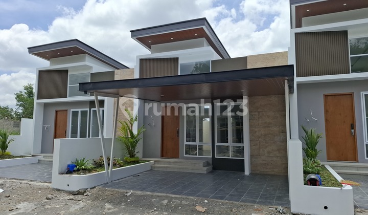 Housing House 600 Million 10 Minutes from UII Campus 2