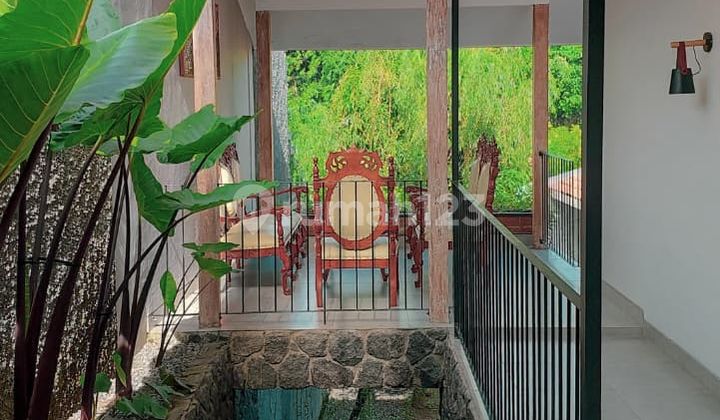 Rumah Villa Cantik Tropis 10 Menit ke Malioboro Barat Tegalrejo Rumah Villa Cantik Tropis 10 Menit ke Malioboro Barat Tegalrejo