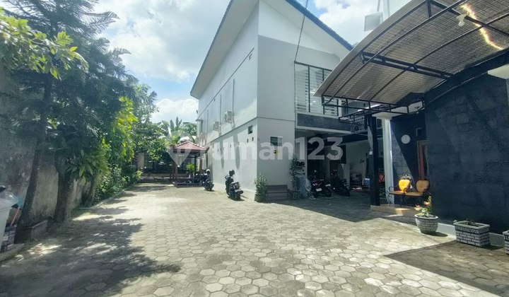 Kost Eksklusif dengan Rumah Induk 25 Kamar Area Kampus Seturan 2