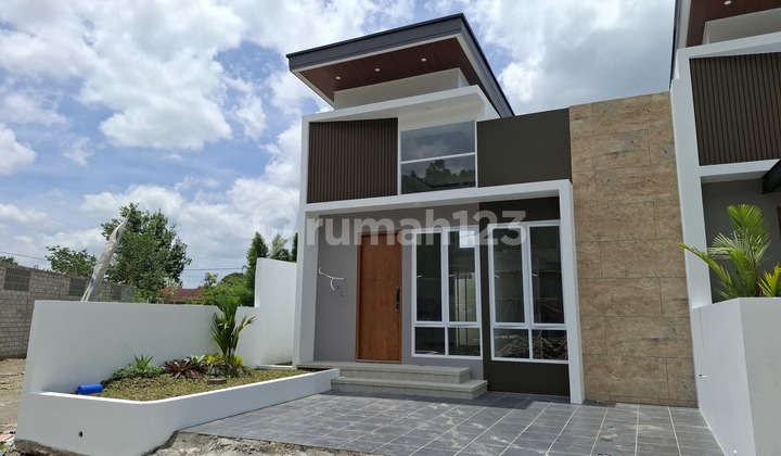 Housing House 600 Million 10 Minutes from UII Campus