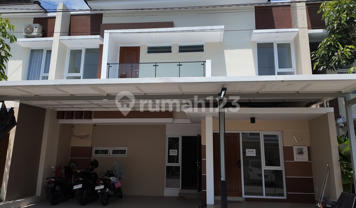 Rumah Mewah Perumahan Dalam Ringroad Dekat Malioboro dan UGM