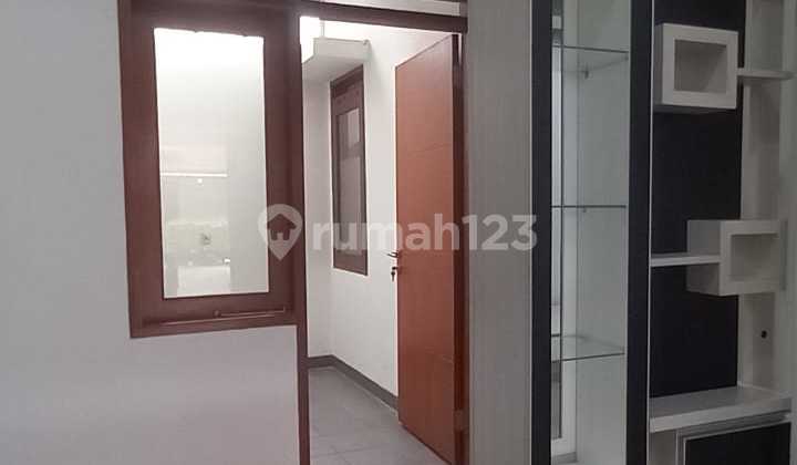 Rumah Minimalis Full Furnished di Antapani,Akses Sangat Luas,Dan Siap Huni.(Fh)