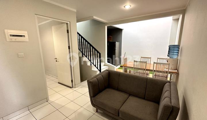 Rumah 2Lantai Minimalis Tinggal Bawa Koper di Summarecon.(Lc)