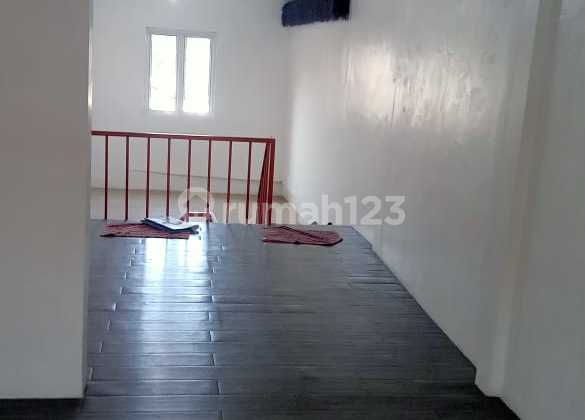 Minimalist House in the Heart of Sarijadi City 2