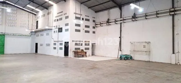 For Rent/Sale Ready-to-use Warehouse in Semarang 1