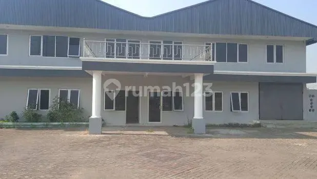 Warehouse for rent ready to use in Pandaan.