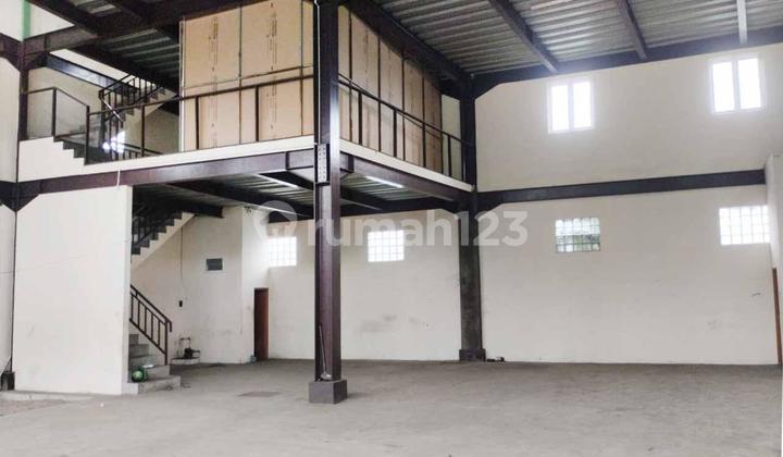 For Quick Rent: 3.5-Story Warehouse Ready for Use Like New, Located on the Main Roadside of Daan Mogot Raya, Cengkareng, West Jakarta. For Quick Rent: 3.5-Story Warehouse Ready for Use Like New, Located on the Main Roadside of Daan Mogot Raya, Cengkareng, West Jakarta.