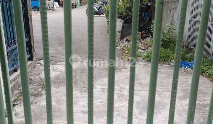 Dijual Rumah 2.5 Lantai di Perum Taman Ratu Indah, Jakarta Barat. 2