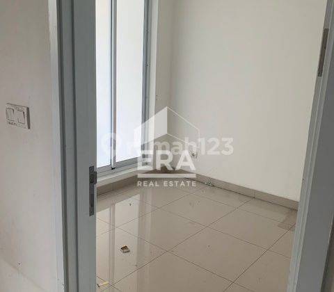 rumah dalam cluster

Lt 8x15
Lb 2 lantai
Kt 3+1  km 3+1
Shm, hdp selatan

Rumah dalam cluster dgn fasilitas kolam renang bersama, sport club dan taman bermain, lokasi sangat tenang
Dekat ke akses tol 2