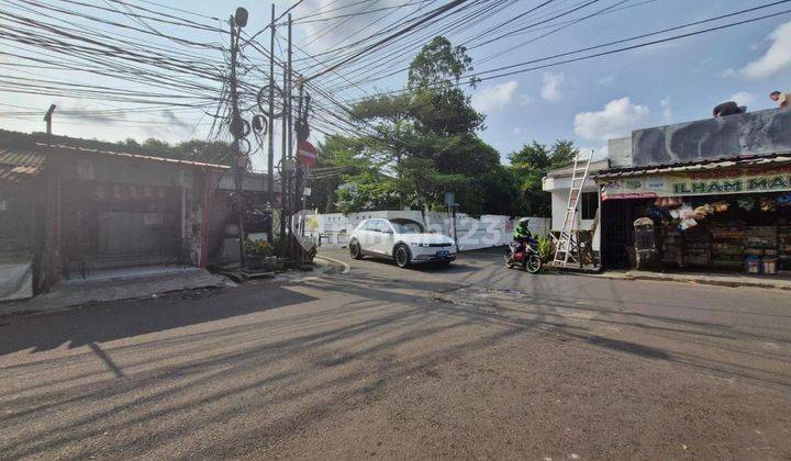 Rumah di Jalan Gaharu SHM Butuh Renovasi - Jakarta Selatan 2