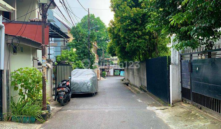 Rumah Hitung Tanah di Simprug Dekat Senayan  1