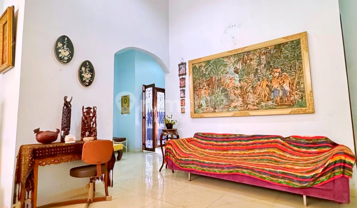 For Sale Ready-to-Live House in Lebak Bulus Area 2