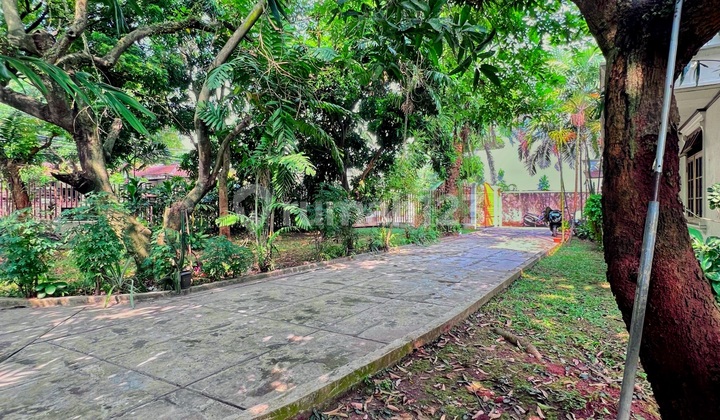 For Sale Strategically Located House in Lebak Bulus 2