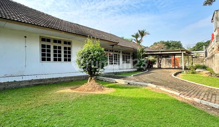 For Sale Beautiful Neighborhood House in Cinere 2
